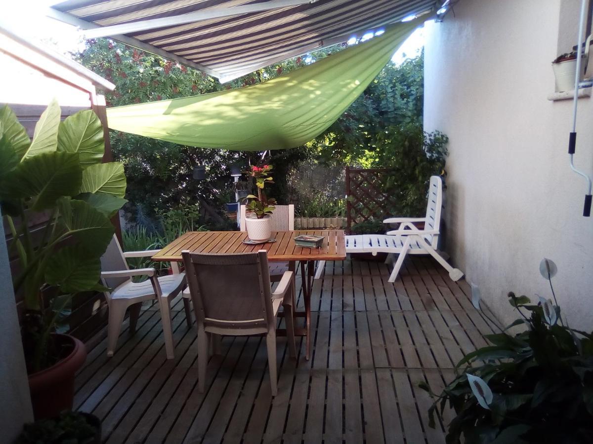 Chez Regine Et Gregoire Acomodação com café da manhã Marselha Exterior foto